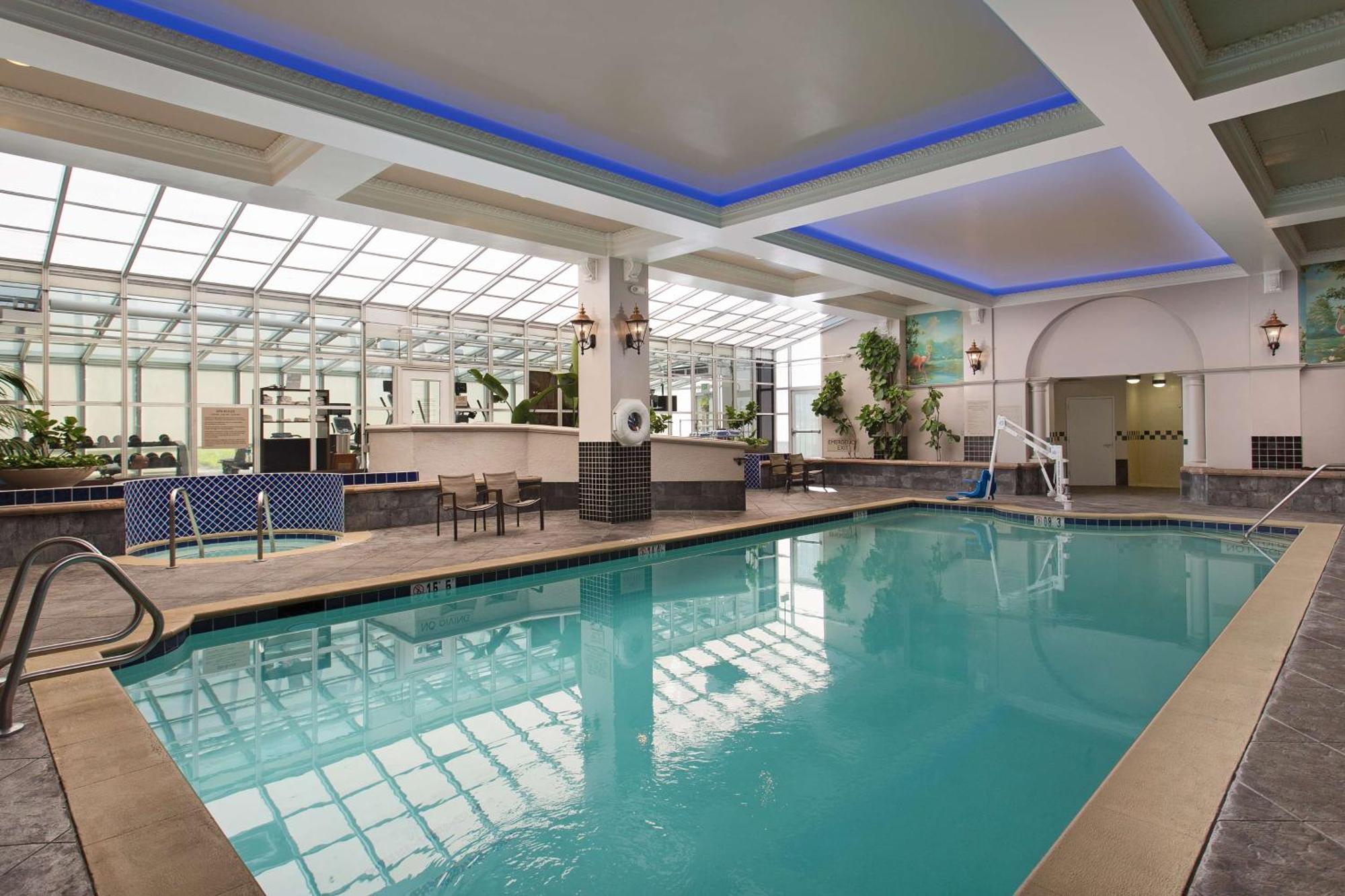 Embassy Suites San Francisco Airport - Waterfront Берлінгейм Екстер'єр фото