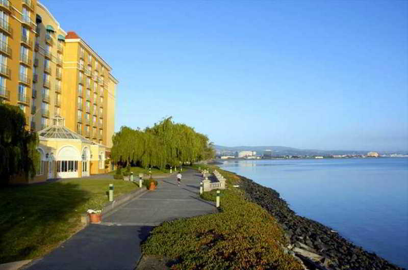 Embassy Suites San Francisco Airport - Waterfront Берлінгейм Екстер'єр фото